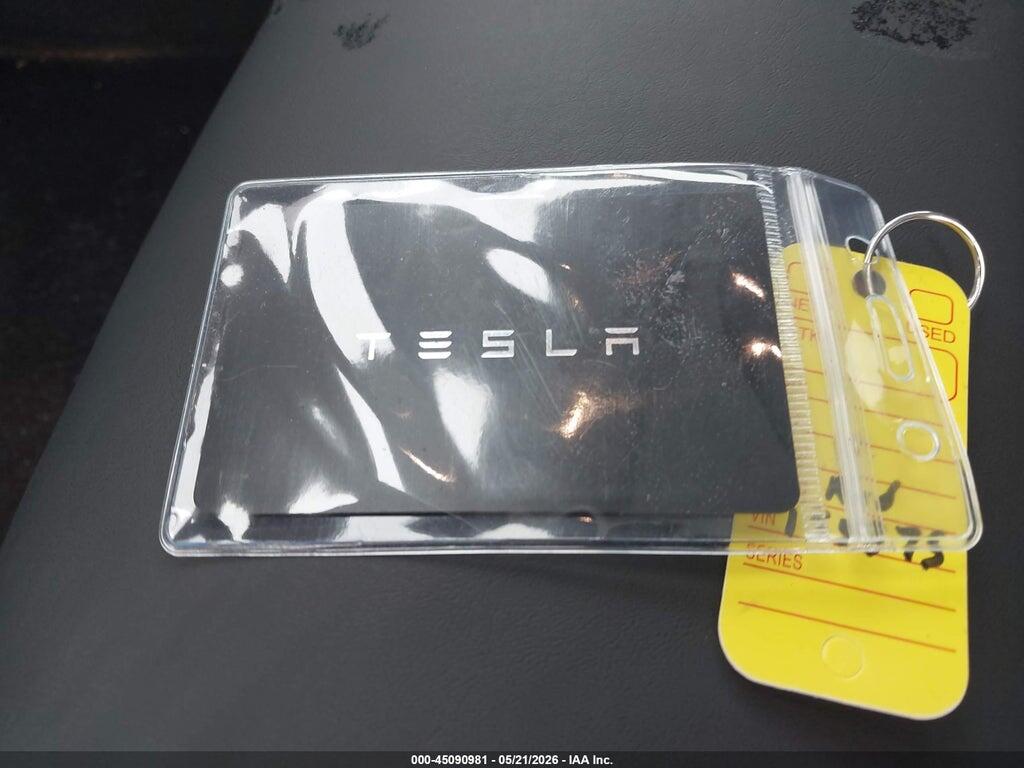 5YJYGAEE4MF155375 2021 TESLA MODEL Y photo no. 11