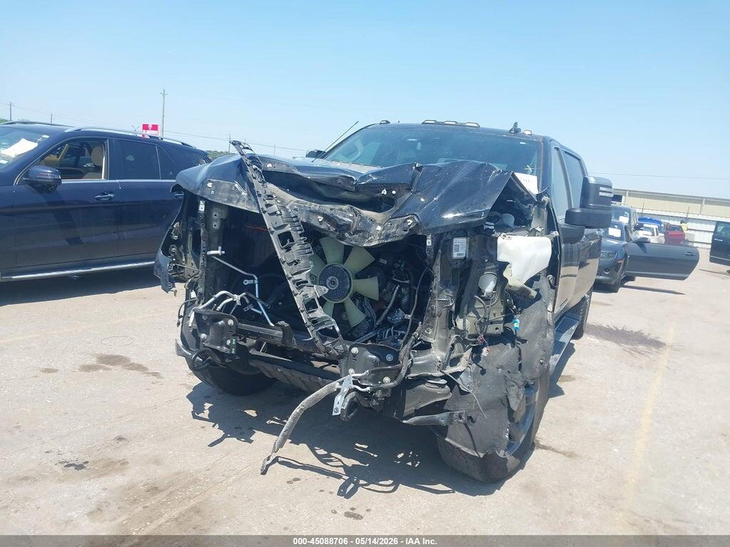 1GT4UNE77SF341825 2025 GMC SIERRA 2500HD photo no. 2