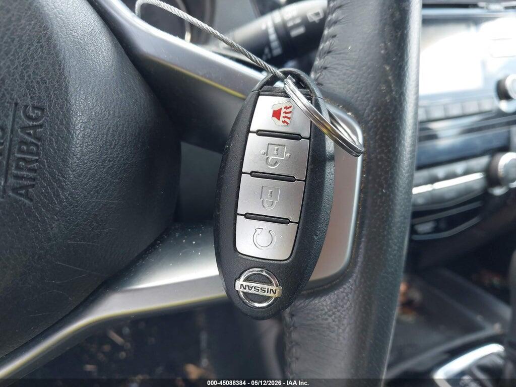 KNMAT2MV4HP619586 2017 NISSAN ROGUE photo no. 11