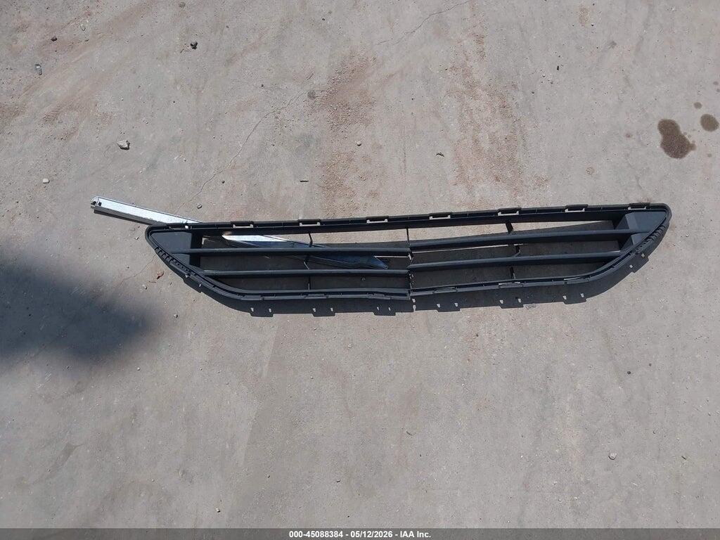 KNMAT2MV4HP619586 2017 NISSAN ROGUE photo no. 12