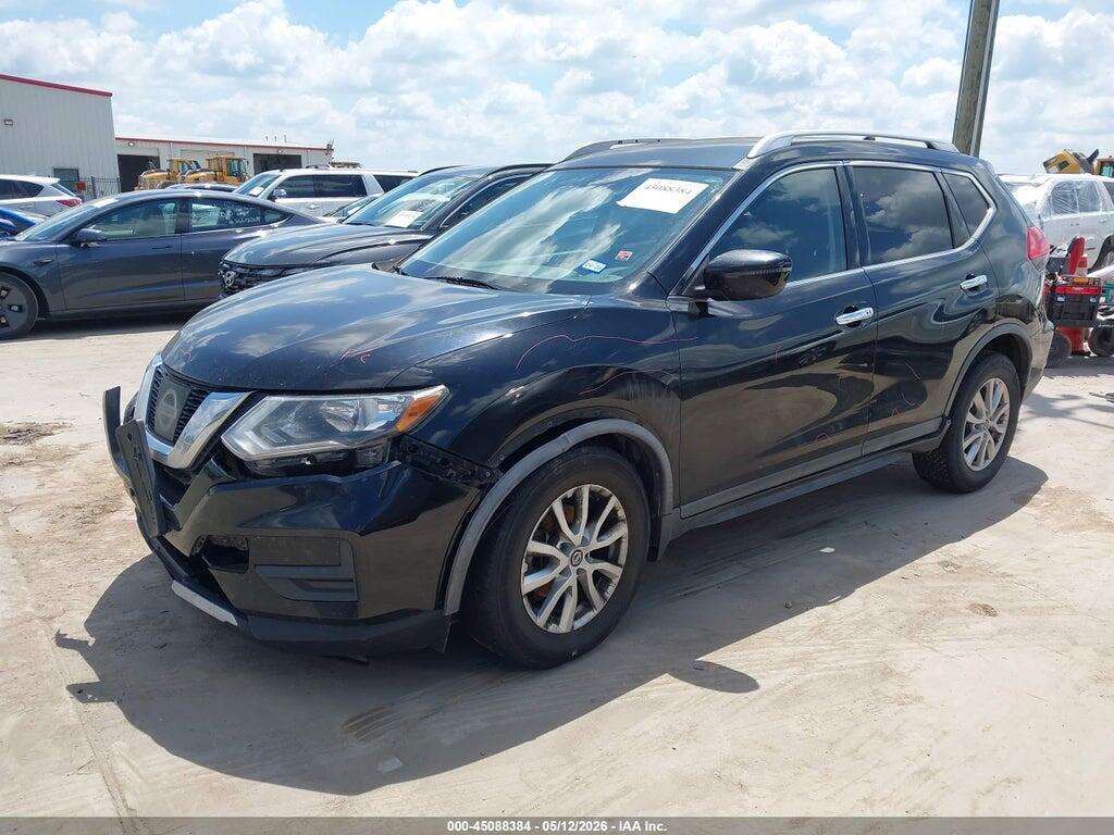 KNMAT2MV4HP619586 2017 NISSAN ROGUE photo no. 2