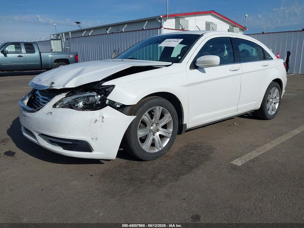 1C3BC1FB9BN626428 2011 CHRYSLER 200 photo no. 2