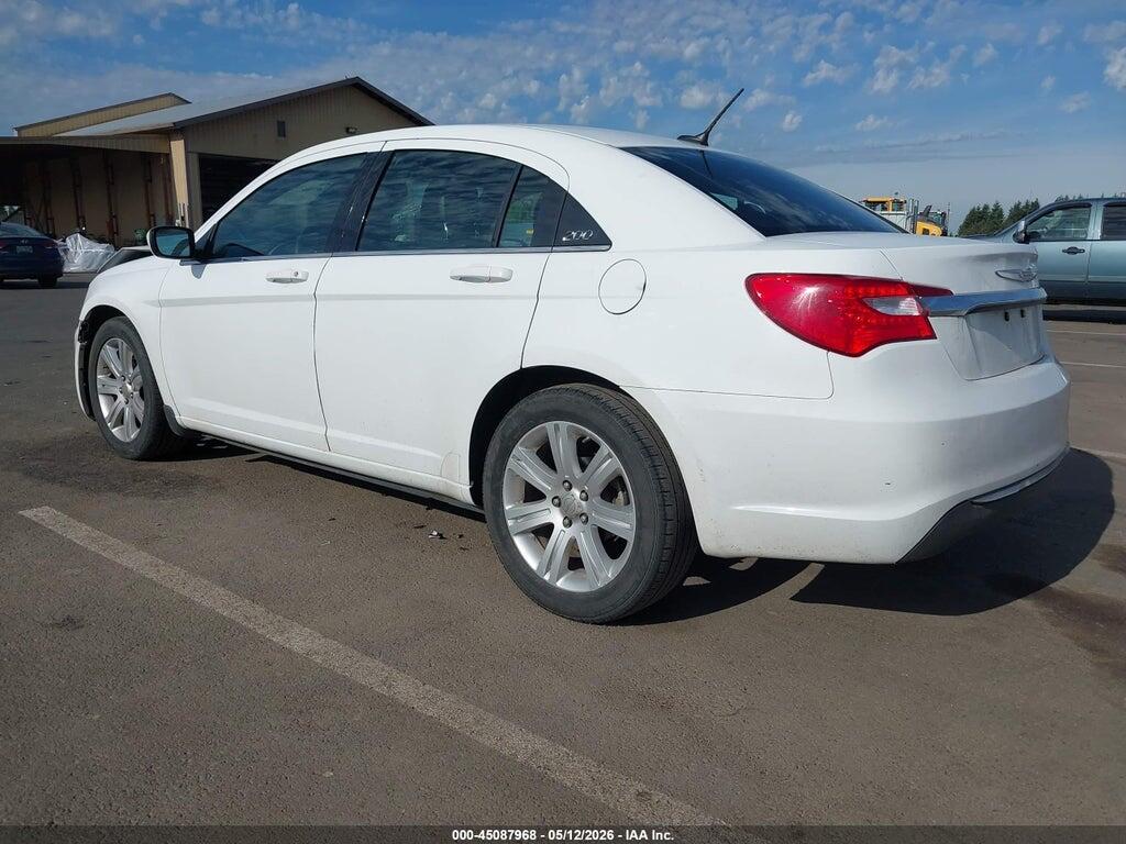 1C3BC1FB9BN626428 2011 CHRYSLER 200 photo no. 3