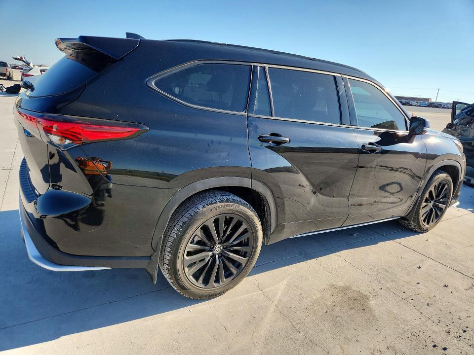 2023 TOYOTA HIGHLANDER XSE — Фото 3 из 13