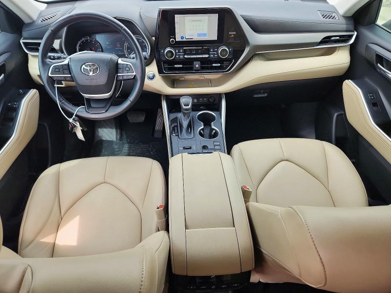 2023 TOYOTA HIGHLANDER XLE — Фото 8 из 12