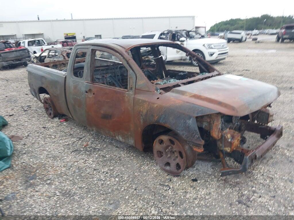1N6BA0CH9FN514946 2015 NISSAN TITAN photo no. 1