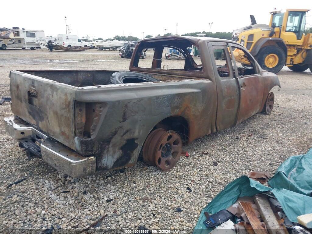 1N6BA0CH9FN514946 2015 NISSAN TITAN photo no. 4
