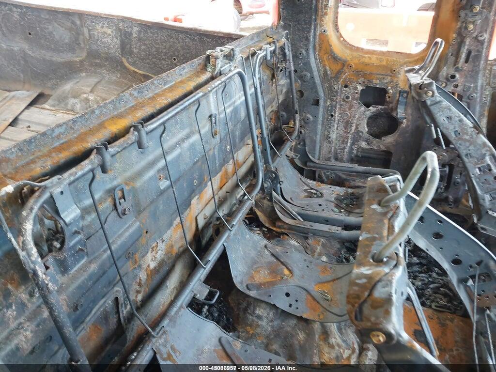1N6BA0CH9FN514946 2015 NISSAN TITAN photo no. 8