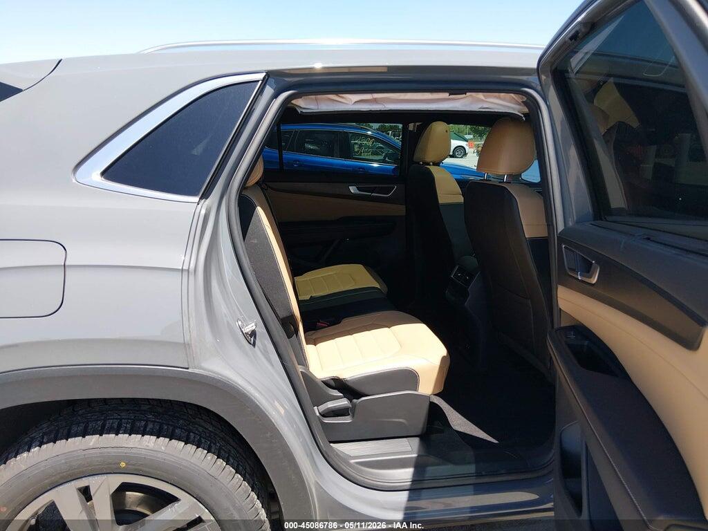 1V2AE2CA9RC210211 2024 VOLKSWAGEN ATLAS CROSS SPORT photo no. 8