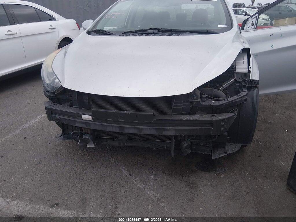 5NPDH4AEXDH348487 2013 HYUNDAI ELANTRA photo no. 6