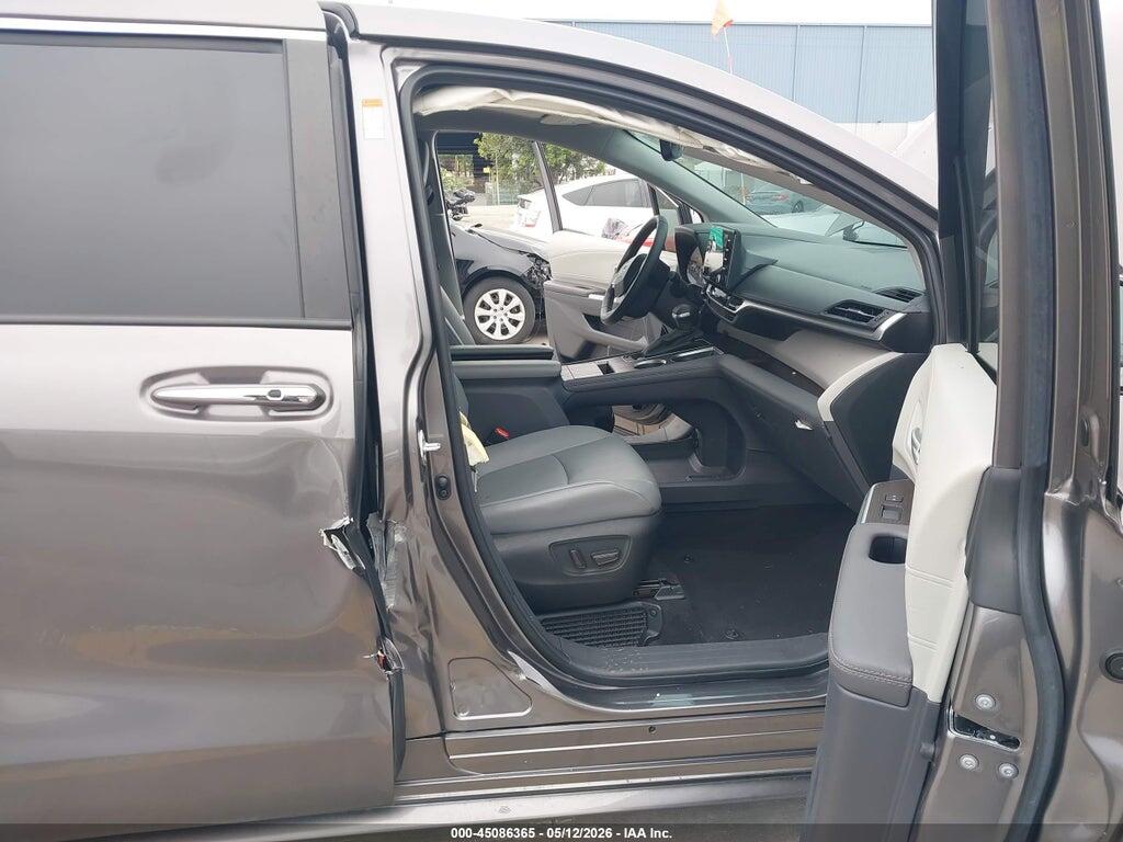 5TDYSKFC2PS094819 2023 TOYOTA SIENNA photo no. 5
