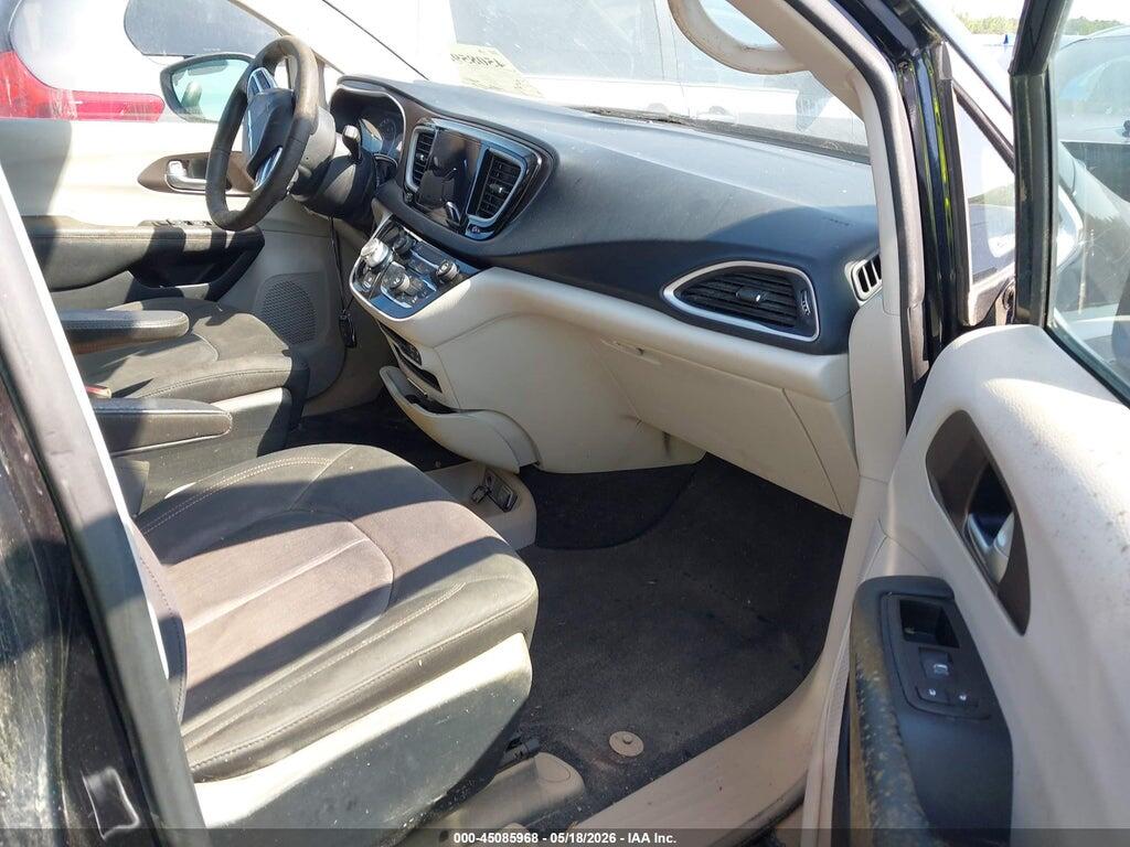 2C4RC1DG4HR721452 2017 CHRYSLER PACIFICA photo no. 5