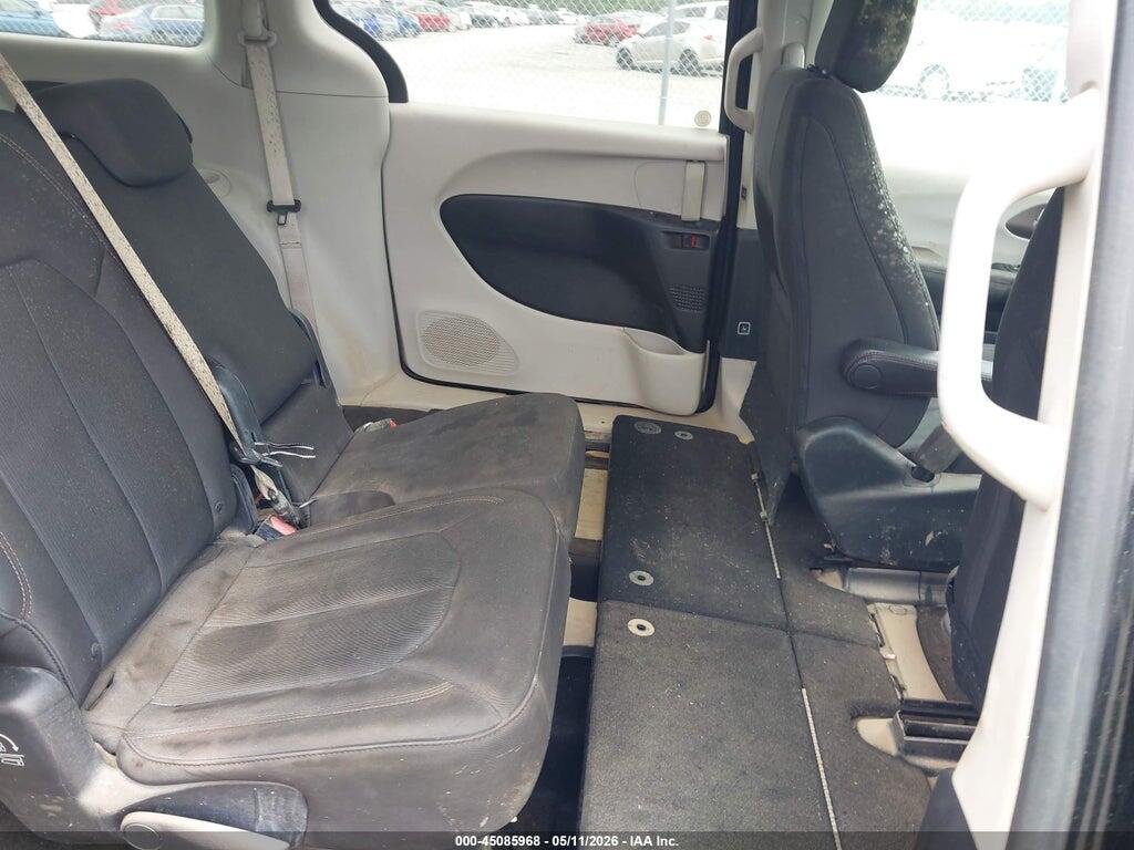 2C4RC1DG4HR721452 2017 CHRYSLER PACIFICA photo no. 8