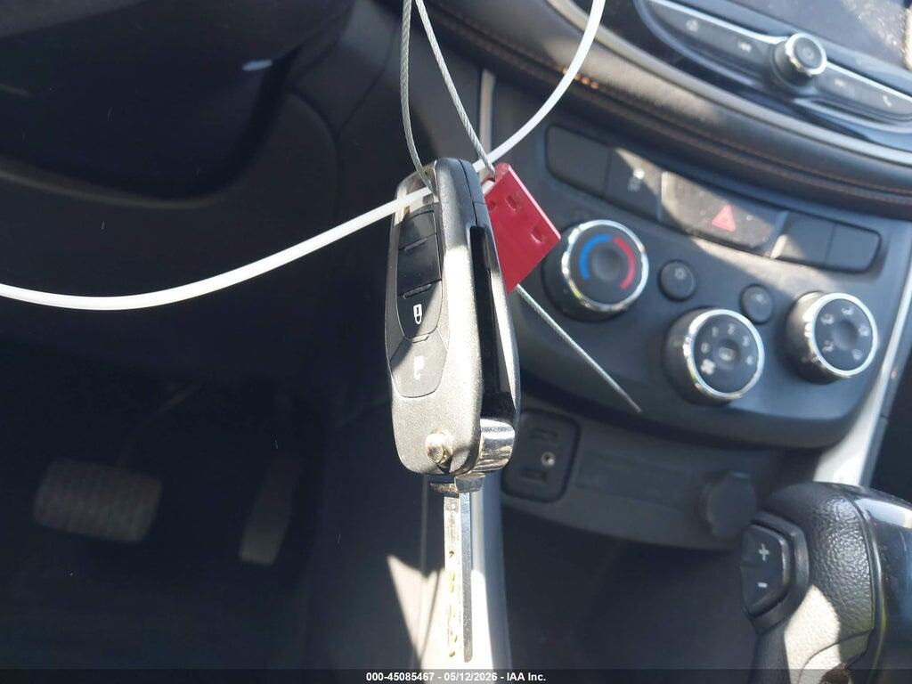 3GNCJKSB8LL165961 2020 CHEVROLET TRAX photo no. 11