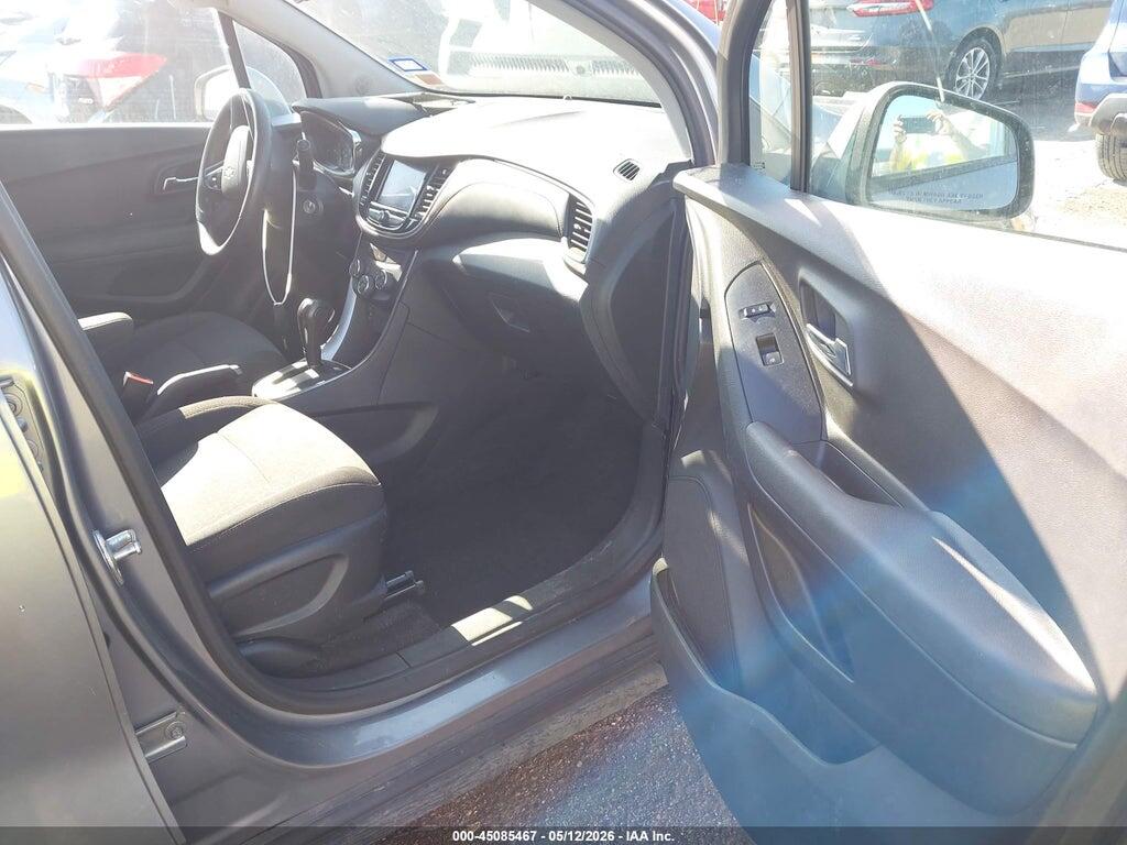 3GNCJKSB8LL165961 2020 CHEVROLET TRAX photo no. 5