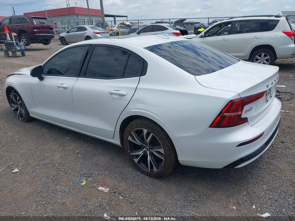 7JRL12FK6RG321691 2024 VOLVO S60 photo no. 3