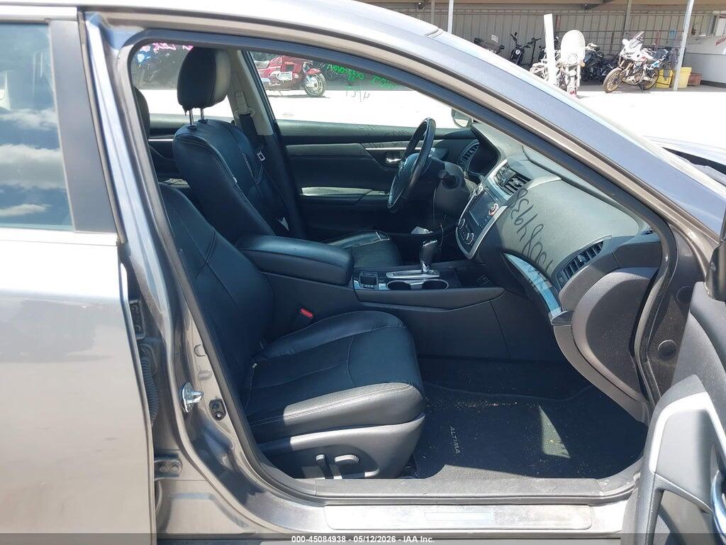 1N4AL3AP1GC180273 2016 NISSAN ALTIMA photo no. 5