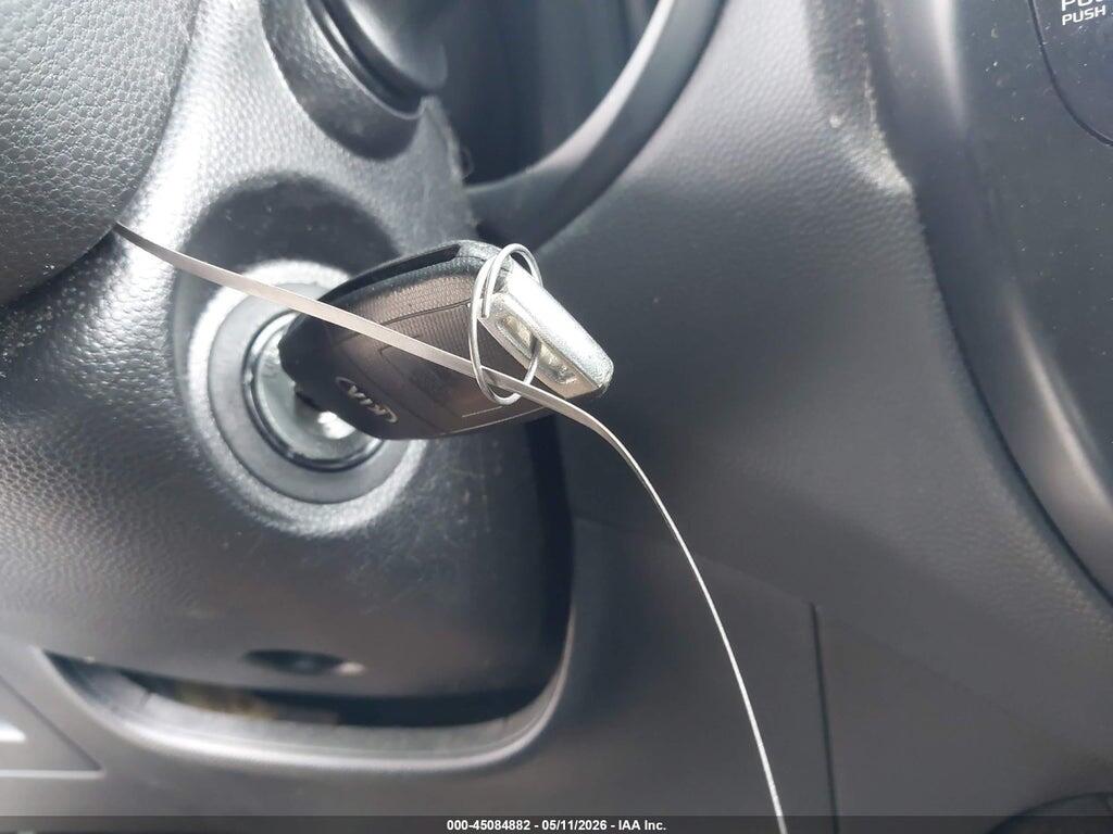 KNDJP3A57J7569142 2018 KIA SOUL photo no. 11