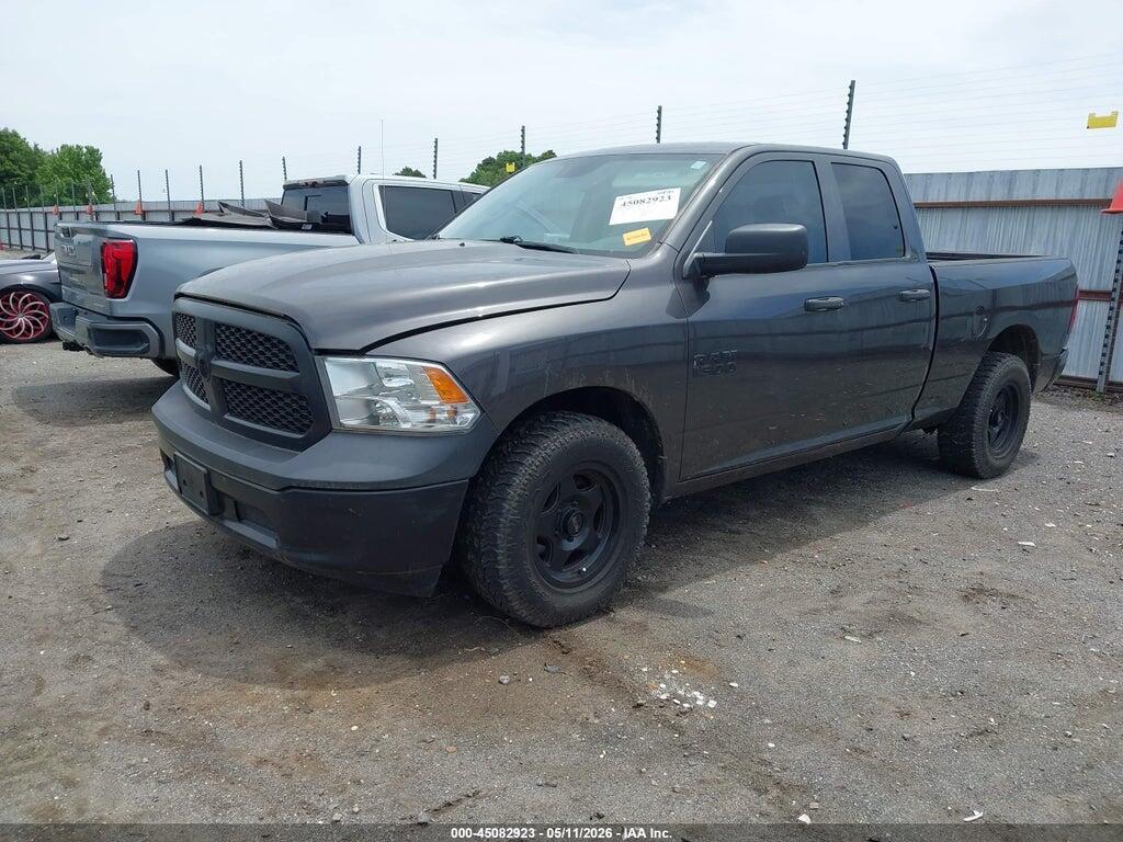 1C6RR6FG8JS304243 2018 RAM 1500 photo no. 2