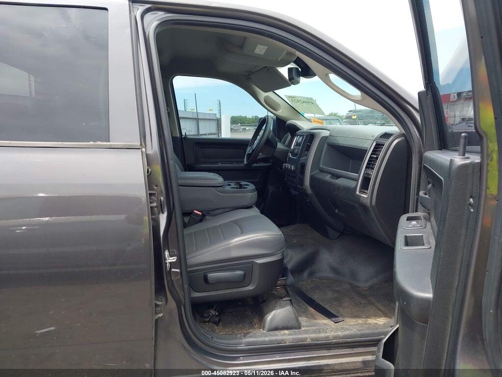 1C6RR6FG8JS304243 2018 RAM 1500 photo no. 5