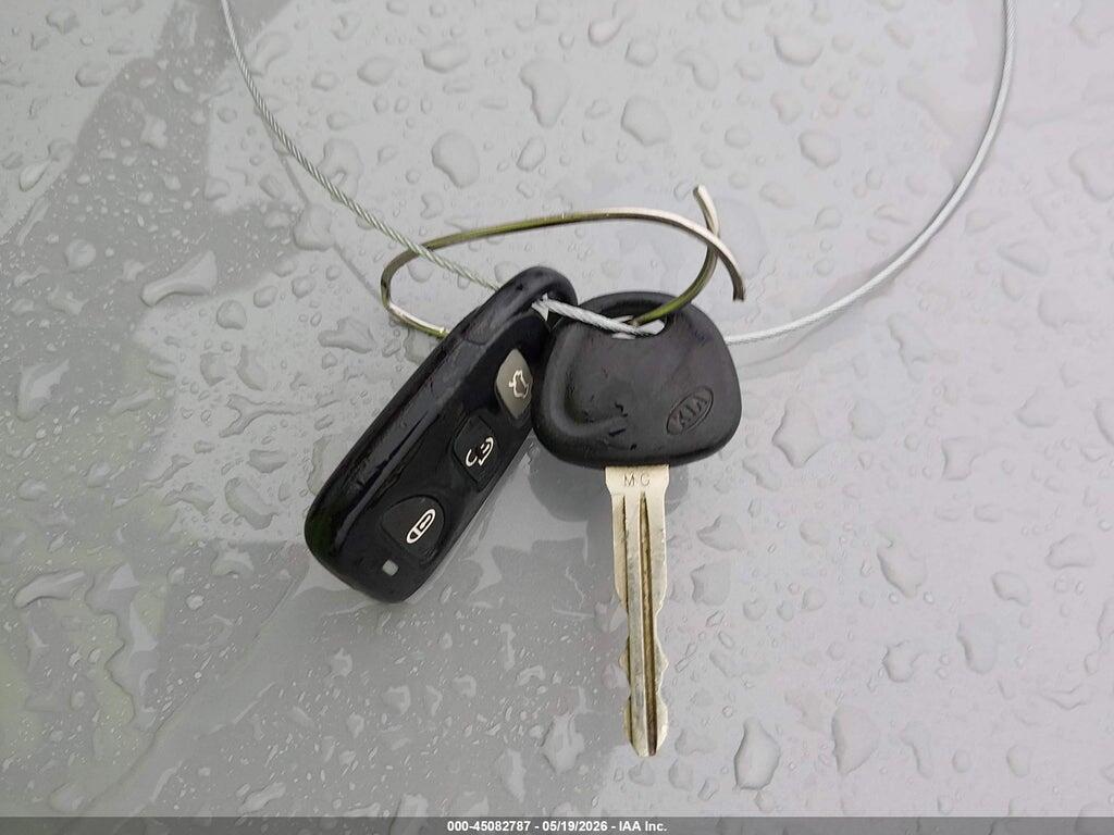 KNAGE123165047981 2006 KIA OPTIMA photo no. 11