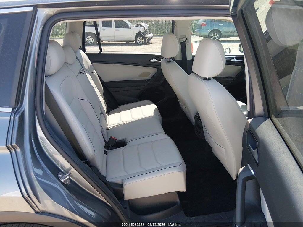 3VV4B7AX0JM195789 2018 VOLKSWAGEN TIGUAN photo no. 8