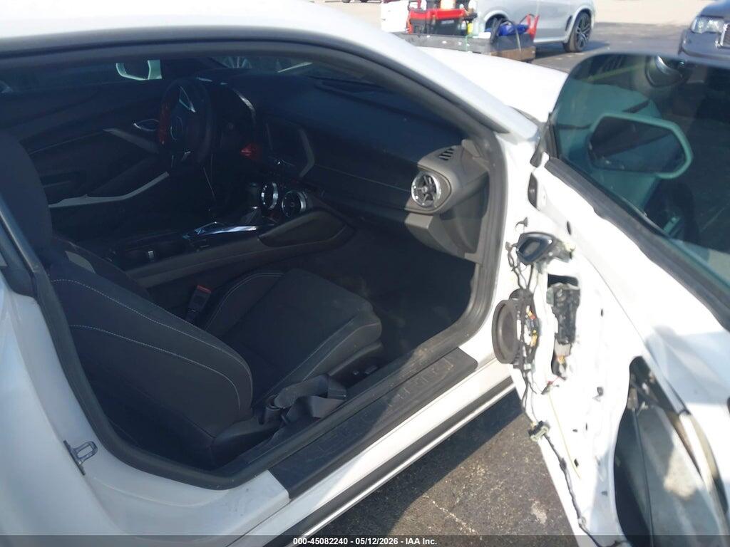 1G1FA1RX6J0158043 2018 CHEVROLET CAMARO photo no. 5