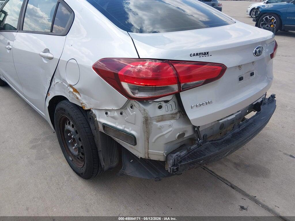 3KPFK4A76HE046734 2017 KIA FORTE photo no. 6