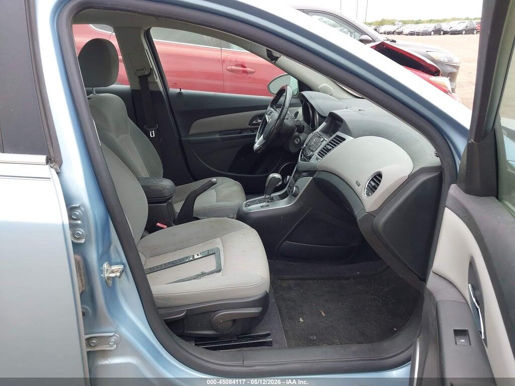 1G1PF5S99B7218673 2011 CHEVROLET CRUZE photo no. 5