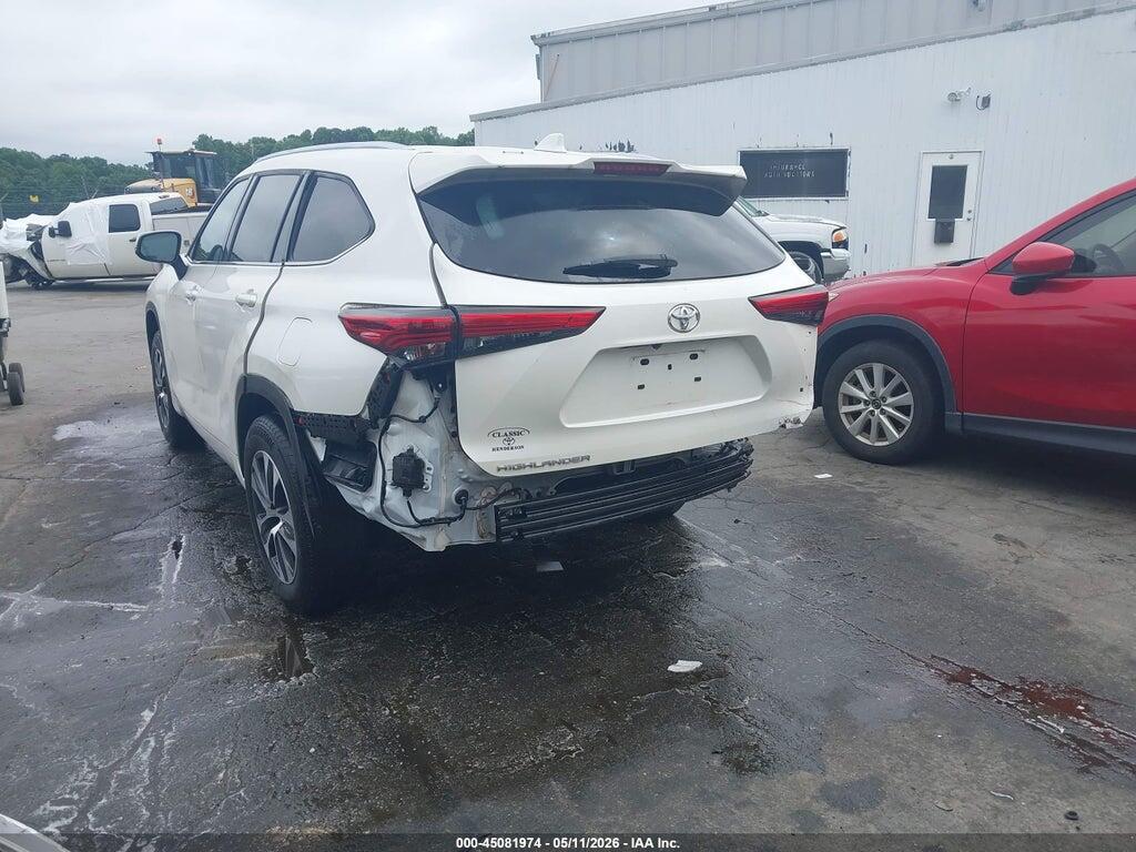 5TDGZRAH8MS046613 2021 TOYOTA HIGHLANDER photo no. 3