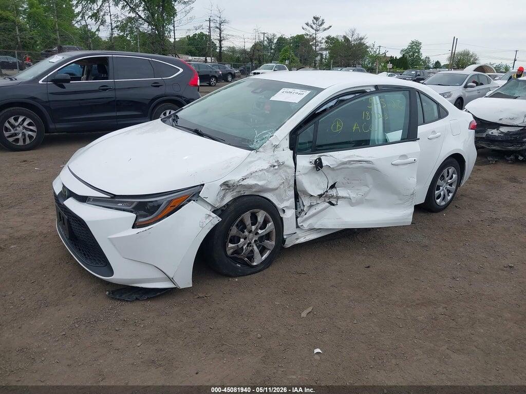 5YFEPMAE1NP372317 2022 TOYOTA COROLLA photo no. 2