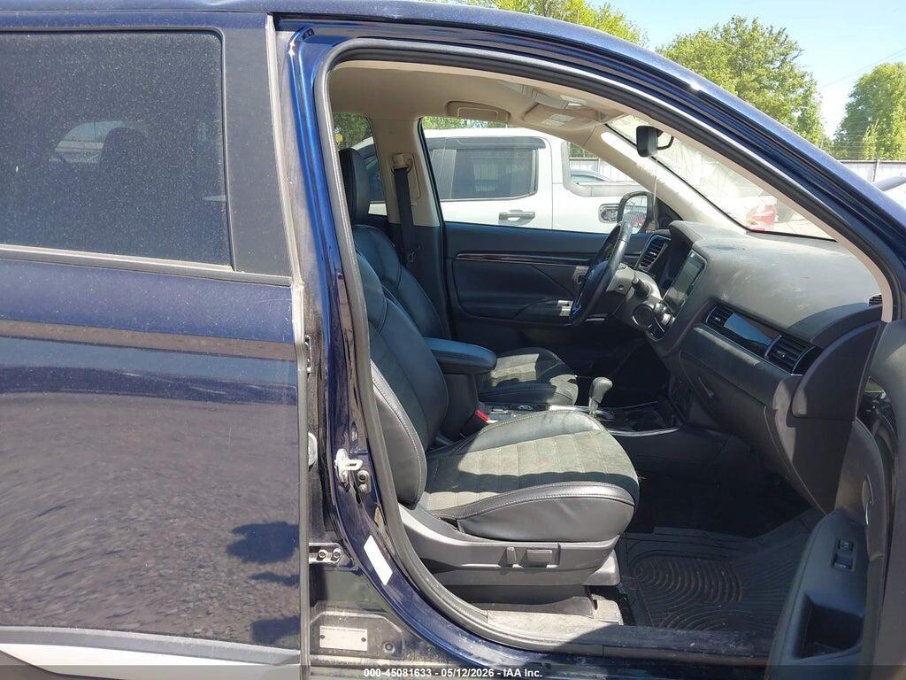 JA4AZ3A34LZ044209 2020 MITSUBISHI OUTLANDER photo no. 5