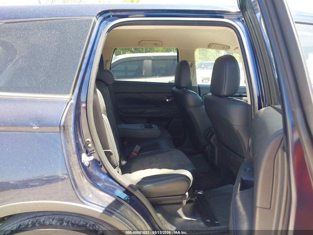 JA4AZ3A34LZ044209 2020 MITSUBISHI OUTLANDER photo no. 8