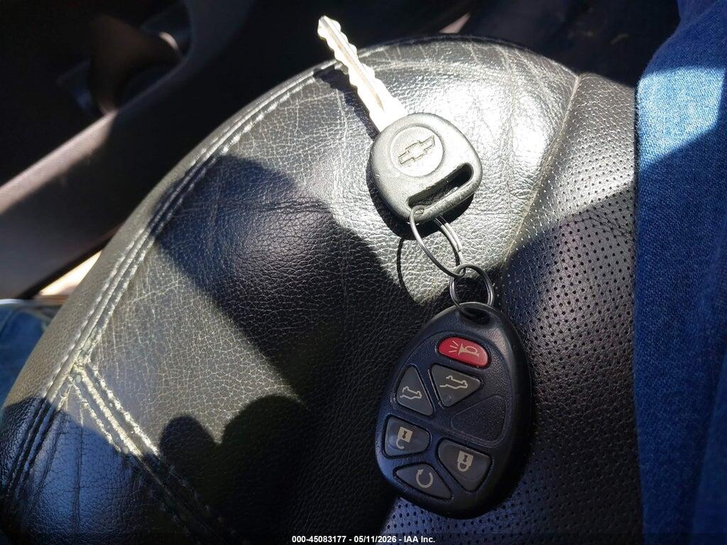 1GNUKCE02AR200503 2010 CHEVROLET TAHOE photo no. 11