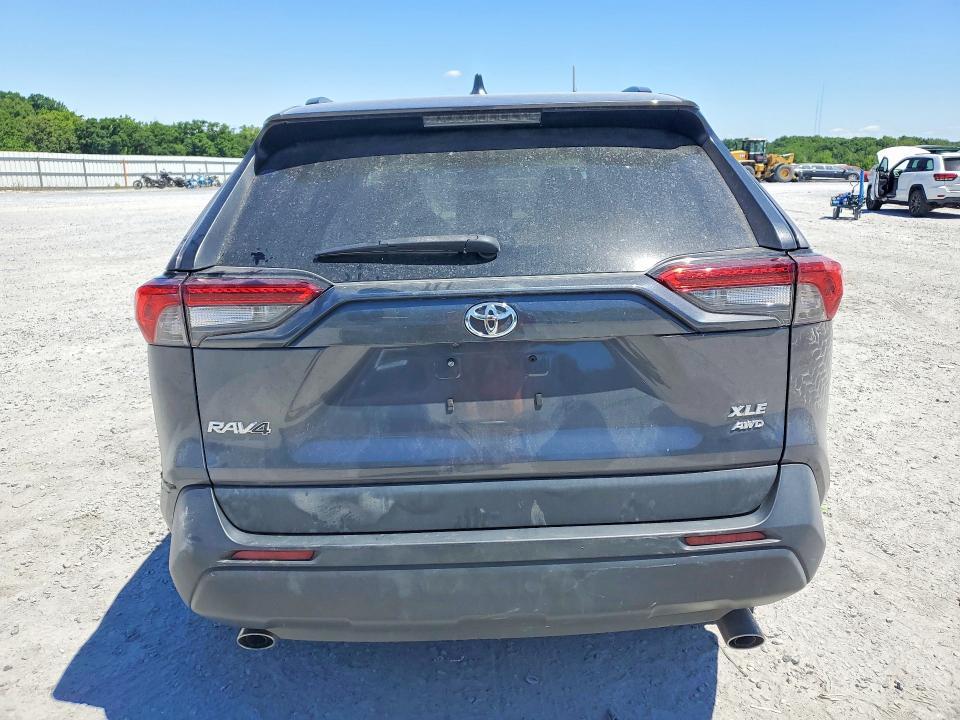2023 TOYOTA RAV4 XLE — Фото 6 из 14
