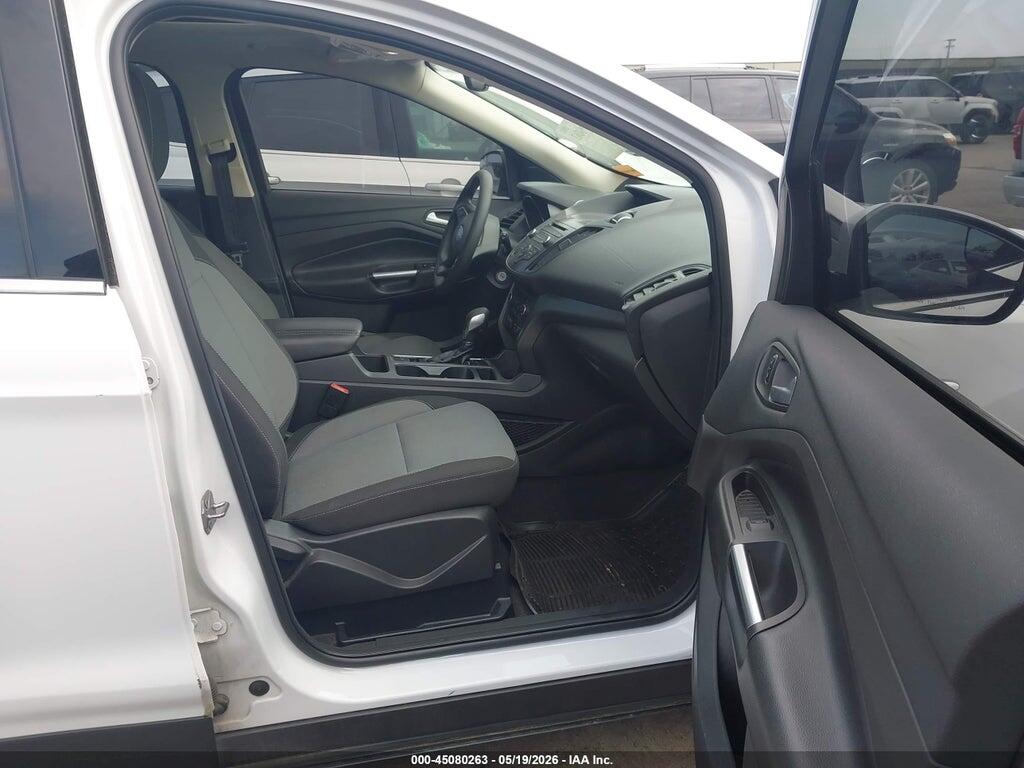 1FMCU0GD9JUB61771 2018 FORD ESCAPE photo no. 5
