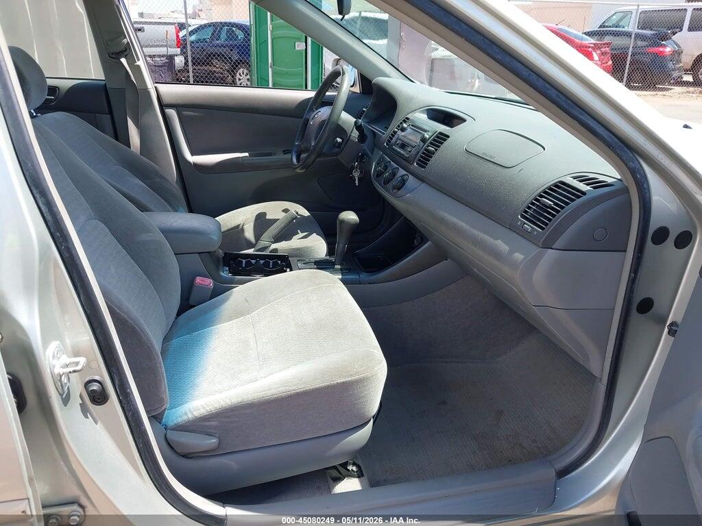 JTDBE32K040276677 2004 TOYOTA CAMRY photo no. 5