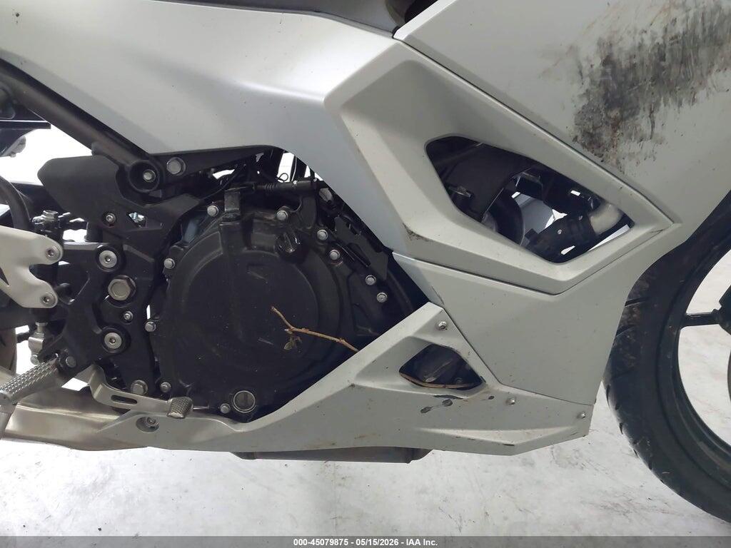 ML5EXGH13SDA57485 2025 KAWASAKI EX500 photo no. 8