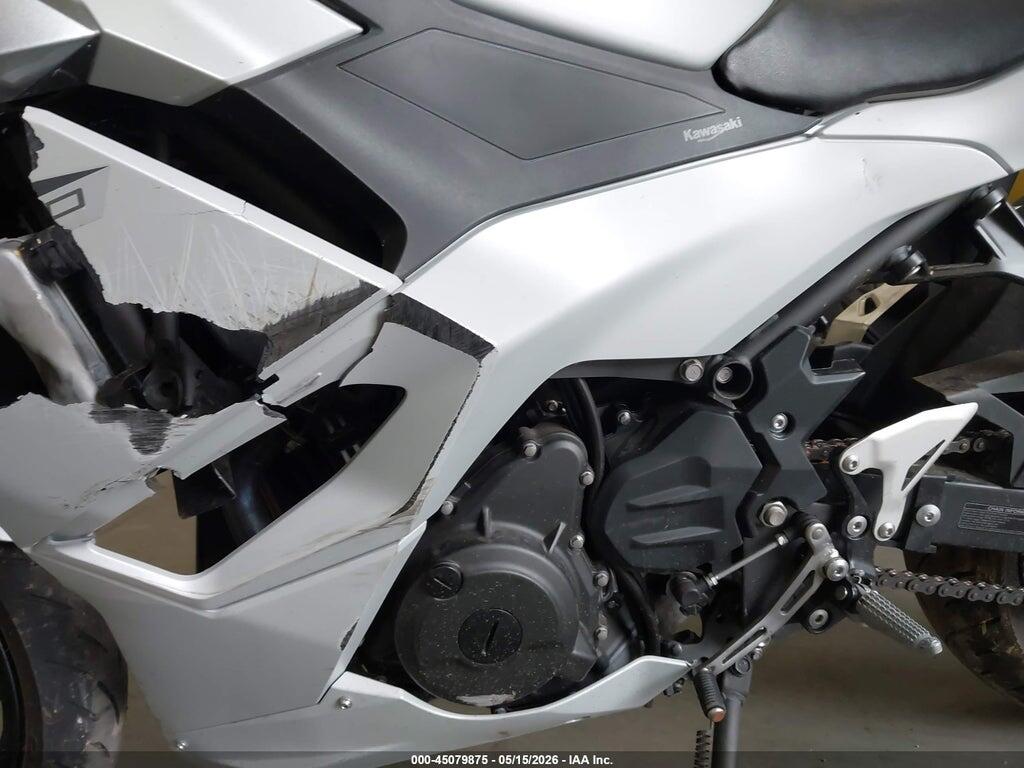ML5EXGH13SDA57485 2025 KAWASAKI EX500 photo no. 9