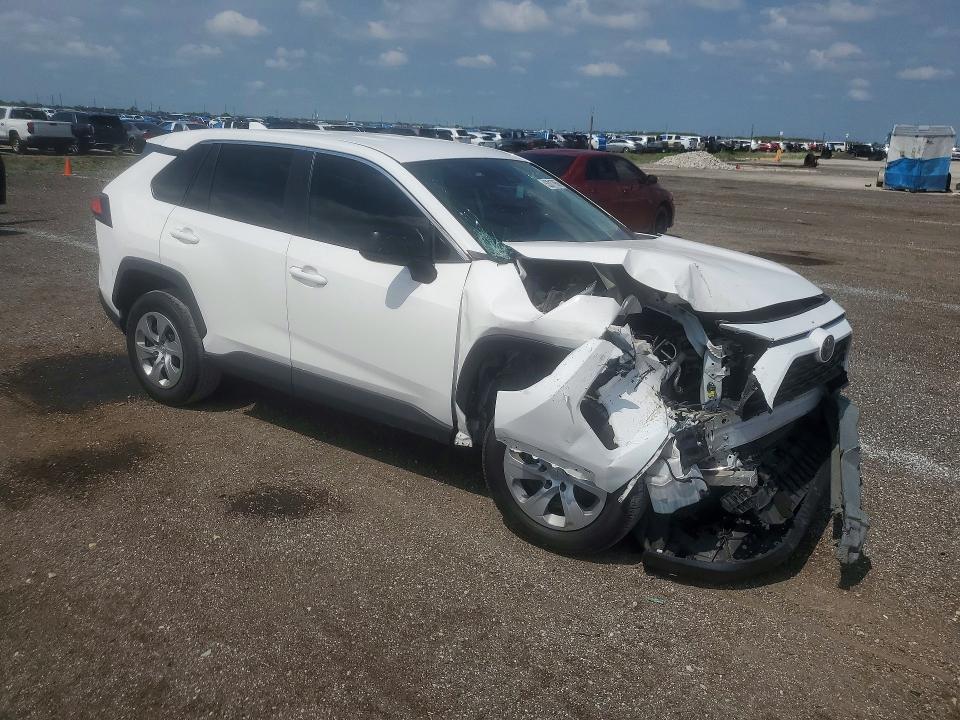 2023 TOYOTA RAV4 LE — Фото 4 из 14