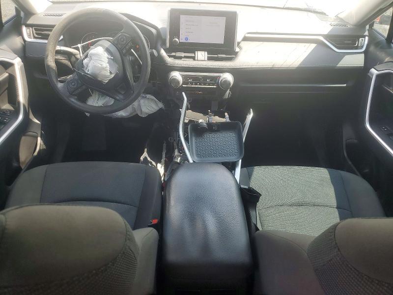 2023 TOYOTA RAV4 LE — Фото 8 из 14