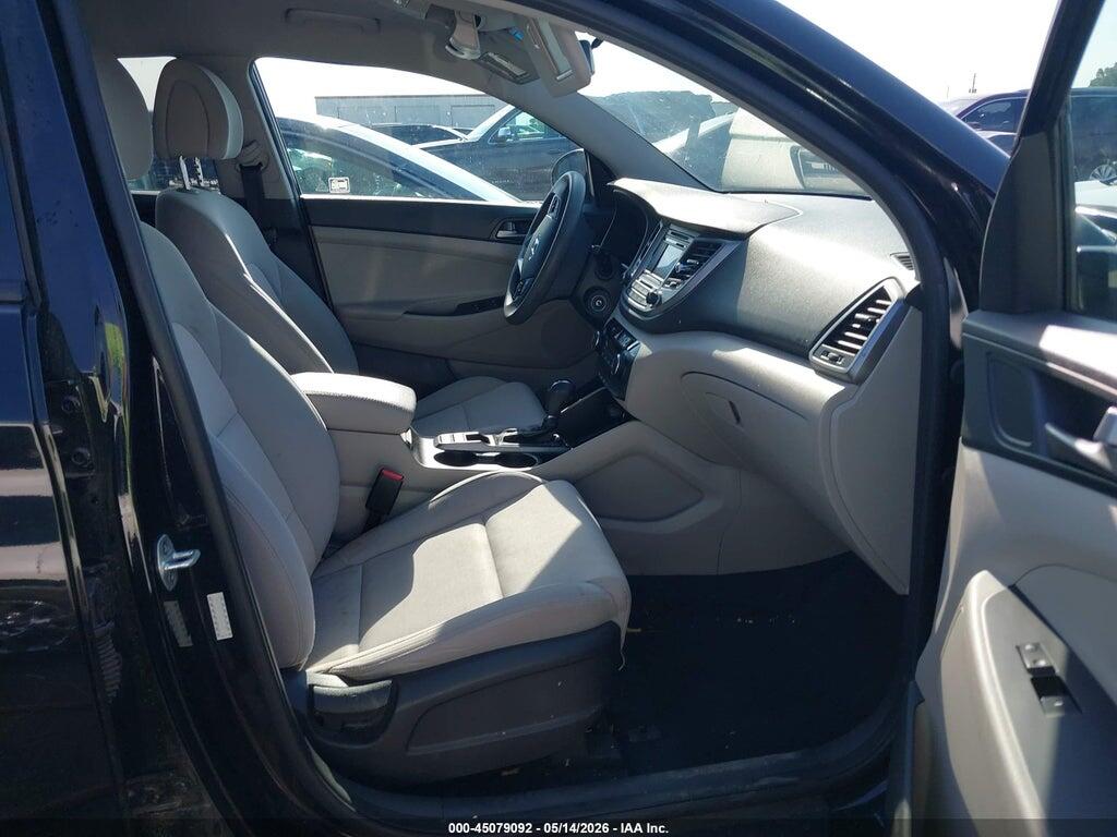KM8J3CA43HU541817 2017 HYUNDAI TUCSON photo no. 5
