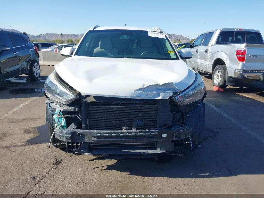 KM8J33A42HU282964 2017 HYUNDAI TUCSON photo no. 12