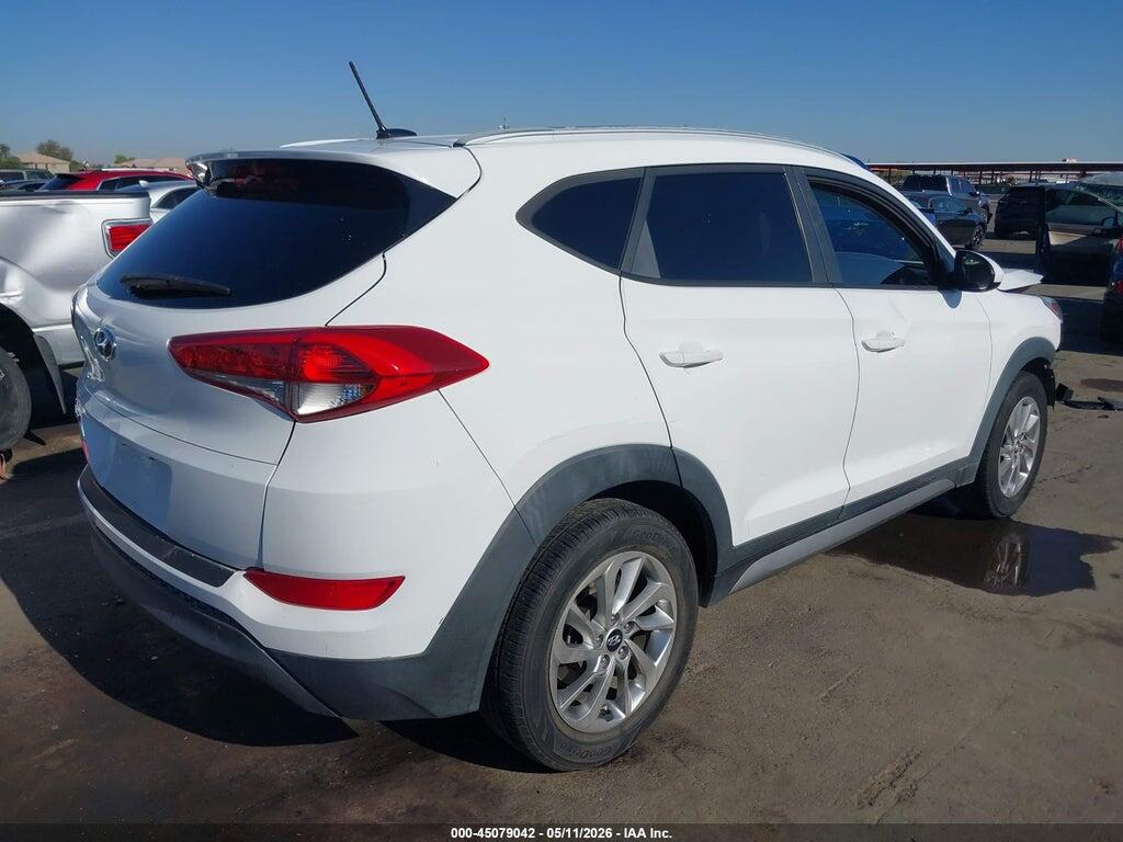 KM8J33A42HU282964 2017 HYUNDAI TUCSON photo no. 4