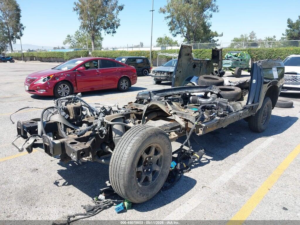 1GNSKDKD4MR308128 2021 CHEVROLET SUBURBAN photo no. 2