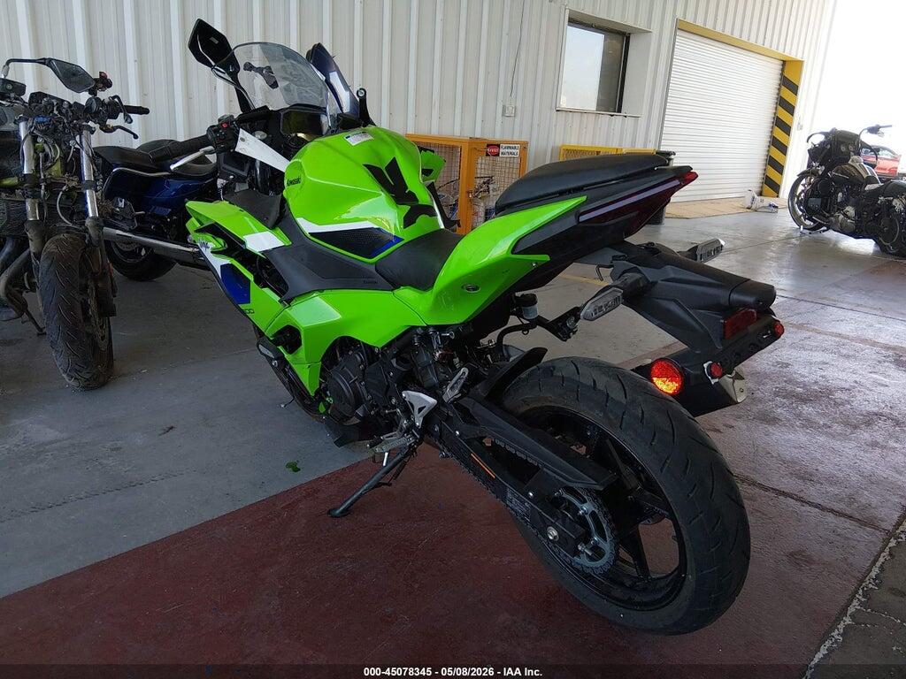 ML5EXGJ16TDA77127 2026 KAWASAKI EX500 photo no. 3