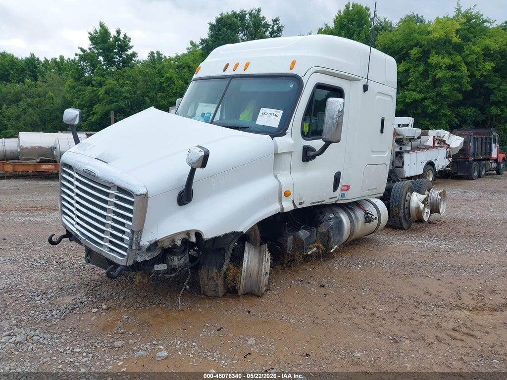 1FUJGLDV9CSBN9594 2012 FREIGHTLINER CASCADIA 125 photo no. 2