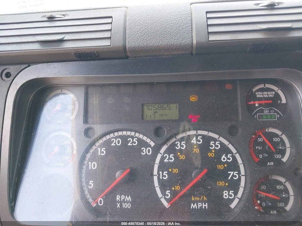 1FUJGLDV9CSBN9594 2012 FREIGHTLINER CASCADIA 125 photo no. 5