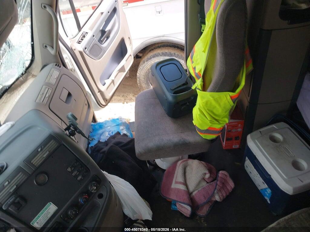 1FUJGLDV9CSBN9594 2012 FREIGHTLINER CASCADIA 125 photo no. 6
