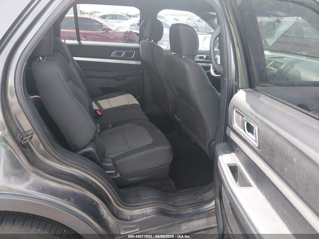 1FM5K8D80HGE07670 2017 FORD EXPLORER photo no. 8